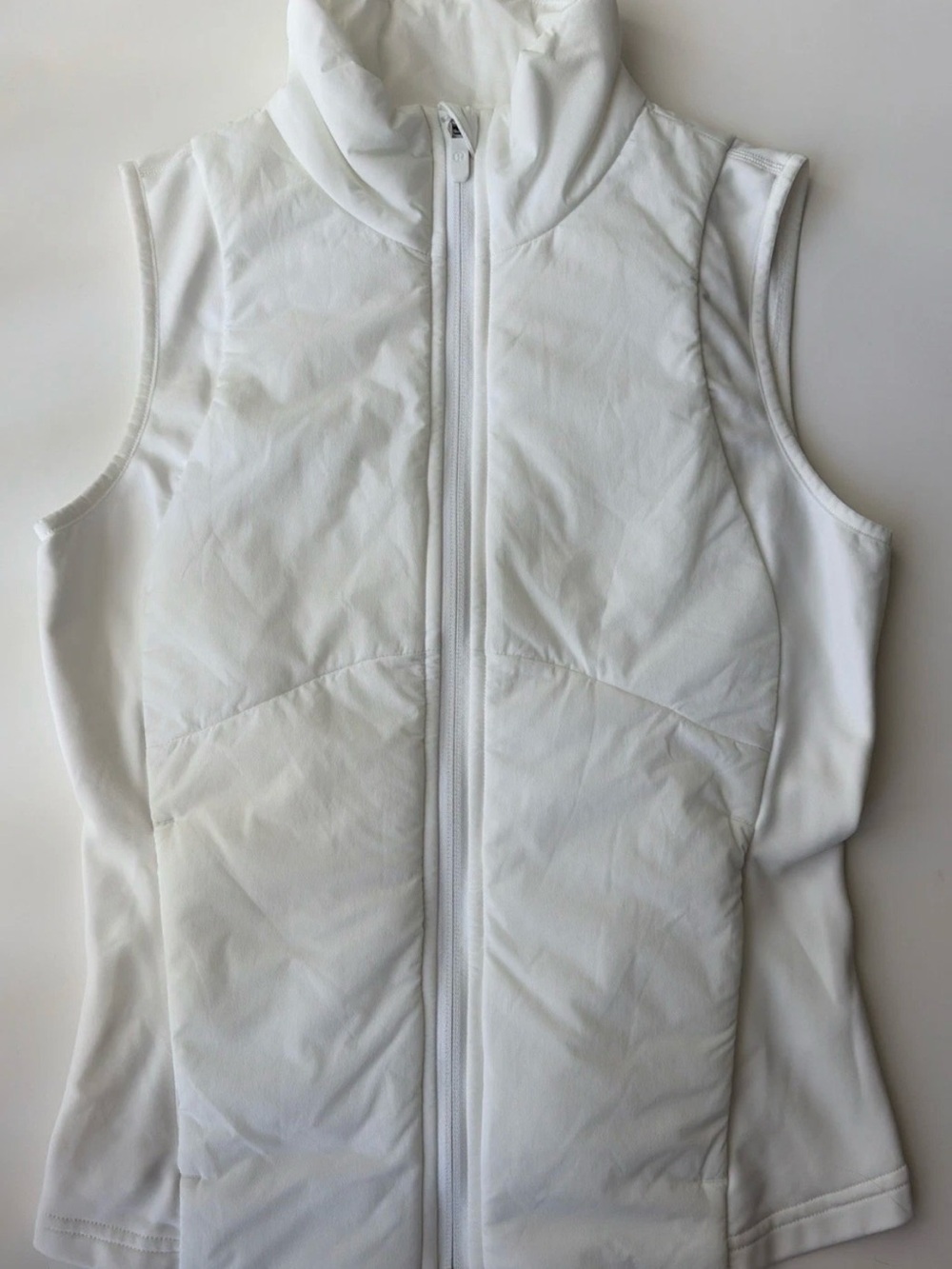 Lululemon Athletica White Sleeveless Push Your Pave Vest